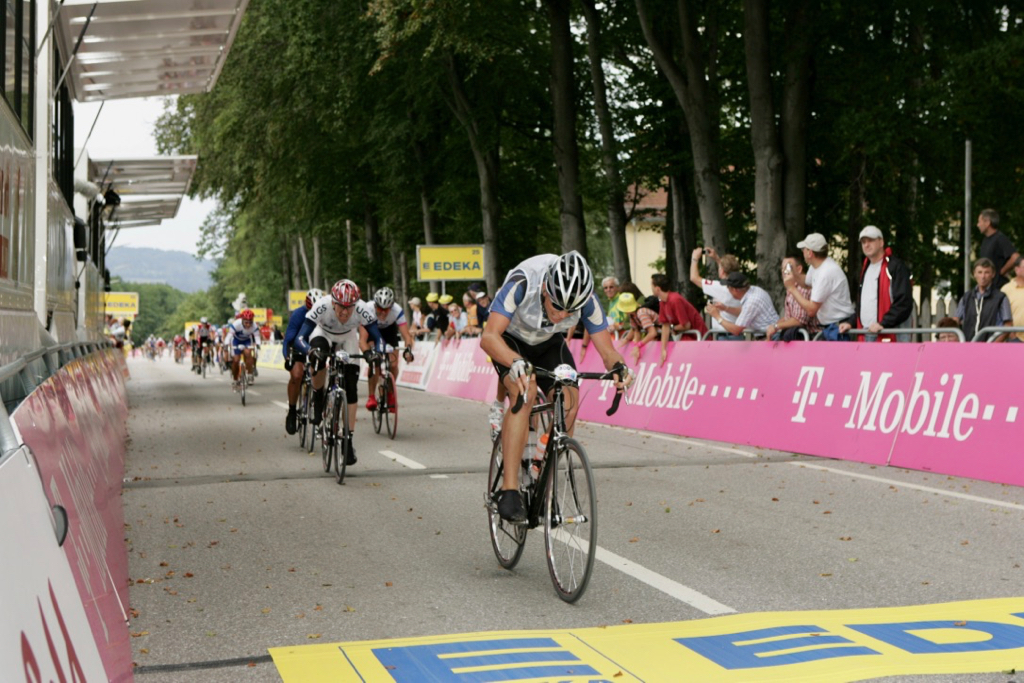 2006_deutschland_tour_edeka_raceday_001